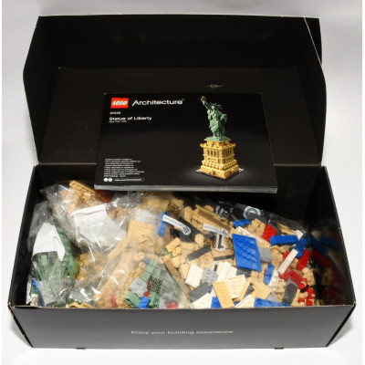 LEGO 21042 STATUE OF LIBERTY