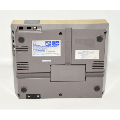 CONSOLA NINTENDO NES 1987 PARA PIEZAS| BILBOTRUKE SEGUNDA MANO