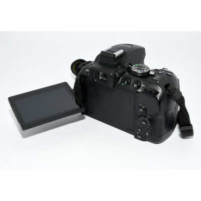 CUERPO CAMARA REFLEX NIKON D5300 CON CAJA | Bilbotruke | Segunda mano Bilbao