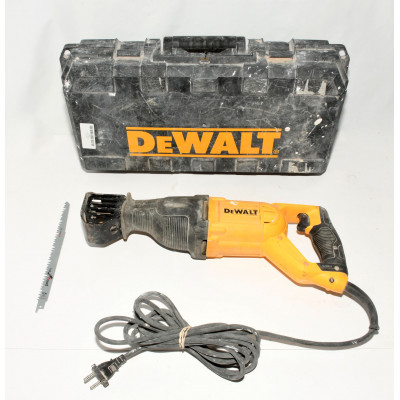 SIERRA SABLE DEWALT DWE305PK| BILBOTRUKE SEGUNDA MANO