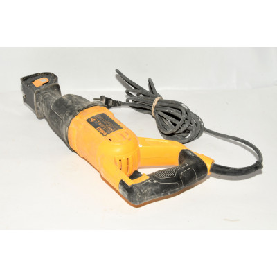 SIERRA SABLE DEWALT DWE305PK| BILBOTRUKE SEGUNDA MANO