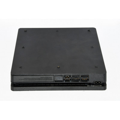 CONSOLA PS4 1TB SIN MANDO