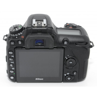 CUERPO CAMARA NIKON D7500