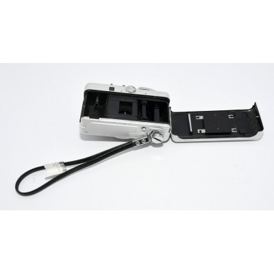 CAMARA ANALOGICA COMPACTA CANON DEMI EE28