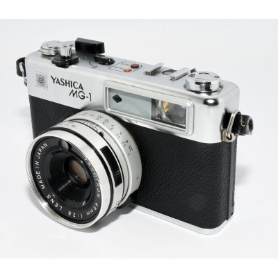 CAMARA ANALOGICA YASHICA MG-1