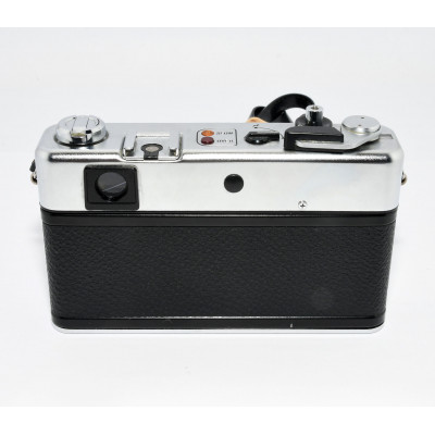 CAMARA ANALOGICA YASHICA MG-1