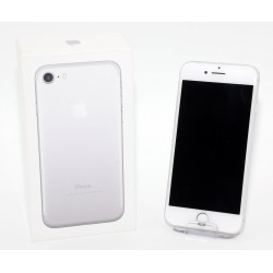 IPHONE 7 32GB PLATA
