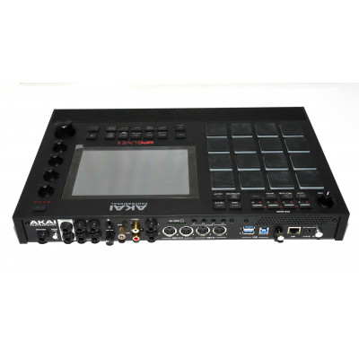 CONTROLADORA AKAI MPC LIVE II