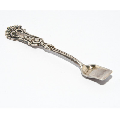 CUCHARITA DE PLATA