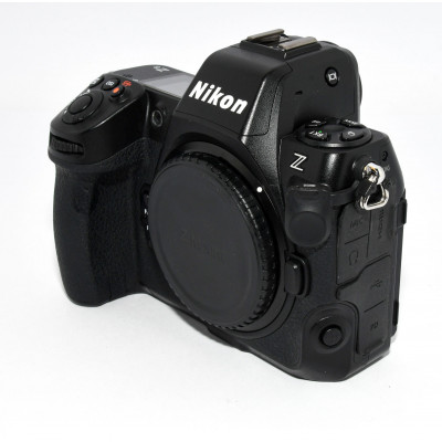 CUERPO CAMARA MIRRORLESS NIKON Z8