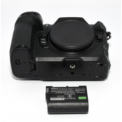 CUERPO CAMARA MIRRORLESS NIKON Z8