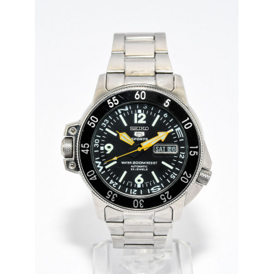 RELOJ SEIKO 5 SPORTS ATLAS LAND SHARK