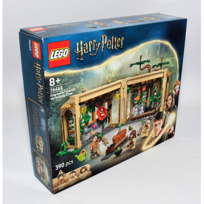 LEGO 76445 HARRY POTTER. HOGWARTS CASTLE: HERBOLOGY CLASS PRECINTADO