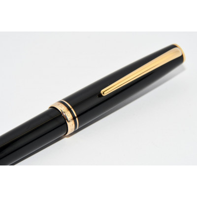 PLUMA MONTBLANC GENERATION PLUMIN 14K (PLUMIN F)