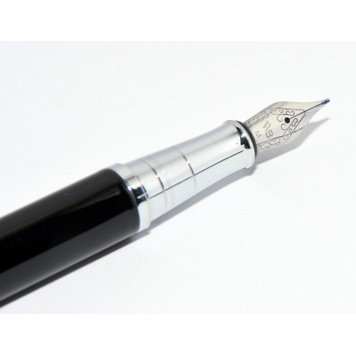 PLUMA WB