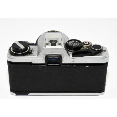 CAMARA ANALOGICA REFLEX OLYMPUS OM10 + ZUIKO 50MM F:1.8 AUTO-S