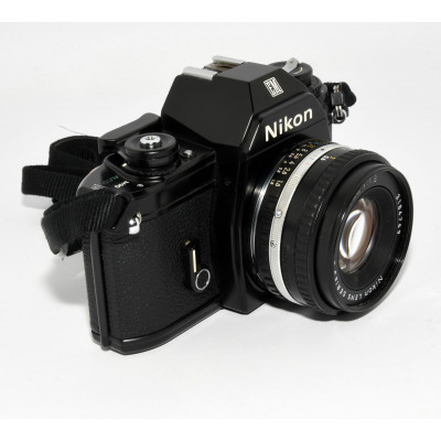 CAMARA ANALOGICA REFLEX NIKON EM + 50MM F:1.8