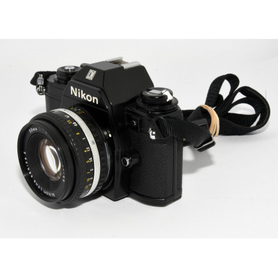 CAMARA ANALOGICA REFLEX NIKON EM + 50MM F:1.8