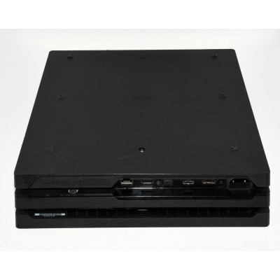 CONSOLA PS4 PRO 1TB CON MANDO
