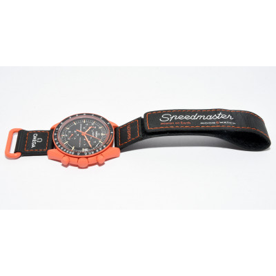 RELOJ SWATCH OMEGA MISSION ON EARTH - LAVA