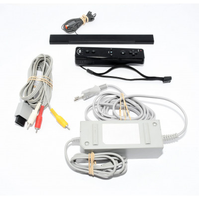 CONSOLA NINTENDO WII NEGRA