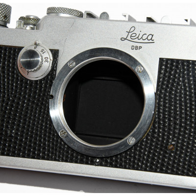 CAMARA ANALOGICA LEICA IG + SUMMARON 35MM F:3.5 (1958)