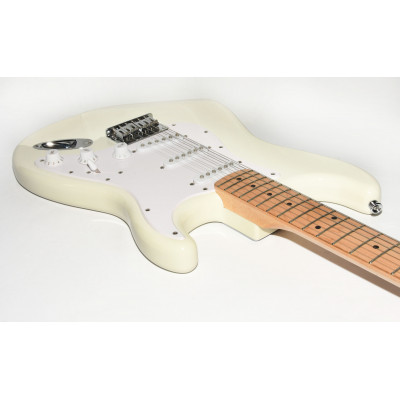 GUITARRA ELECTRICA FENDER SQUIER STRATOCASTER