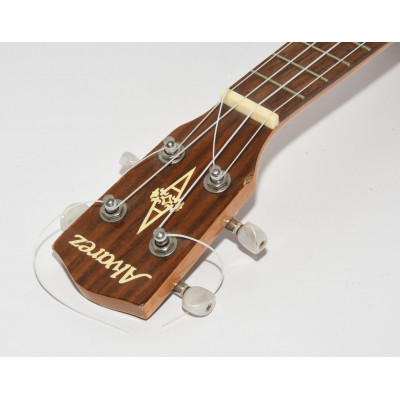 UKELELE ALVAREZ RU165