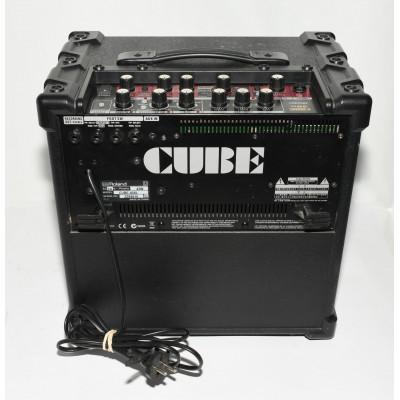 AMPLIFICADOR ROLAND CUBE 40XL