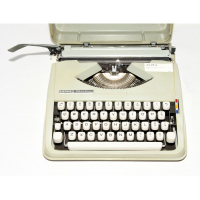 MAQUINA DE ESCRIBIR HERMES BABY