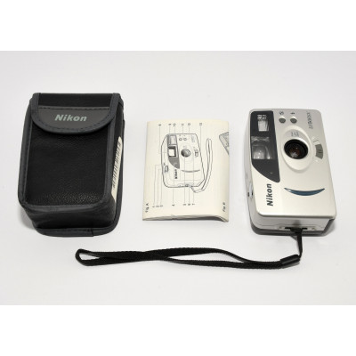 CAMARA ANALOGICA COMPACTA NIKON EF500SV