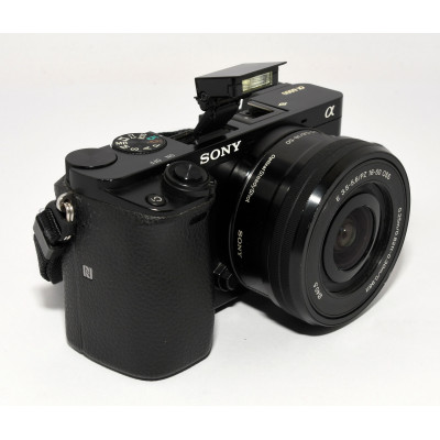 CAMARA DIGITAL COMPACTA SONY A6000