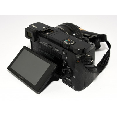 CAMARA DIGITAL COMPACTA SONY A6000