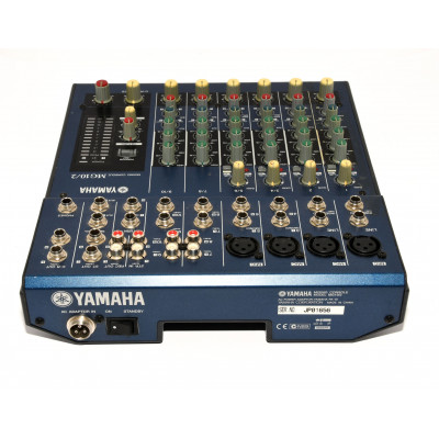 MESA DE MEZCLAS YAMAHA MG10/2