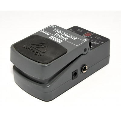 PEDAL BEHRINGER CHROMATIC TUNER TU300