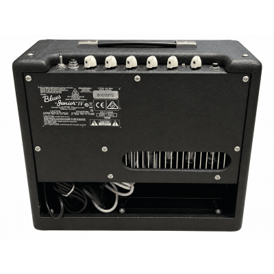 AMPLIFICADOR FENDER BLUES JUNIOR IV