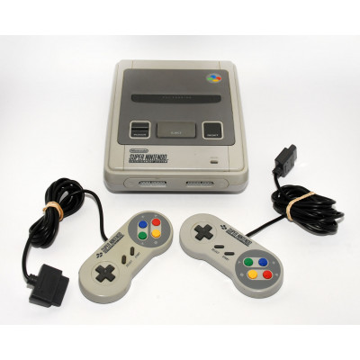 CONSOLA SUPER NINTENDO + 2 MANDOS