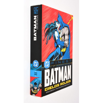 DC FINEST. BATMAN CIELOS ROJOS