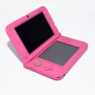 CONSOLA NINTENDO 3DS XL ROSA