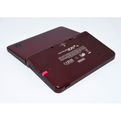 CONSOLA NINTENDO DSI XL CEREZA