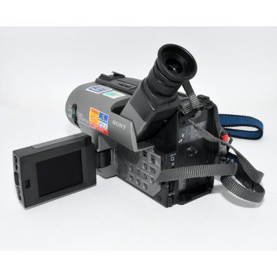 VIDEOCAMARA SONY HANDYCAM CCD-TRV24E