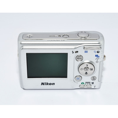 CAMARA DIGITAL COMPACTA NIKON COOLPIX L10