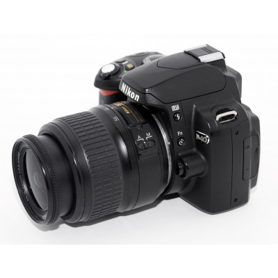 NIKON D40 + NIKON 18-55