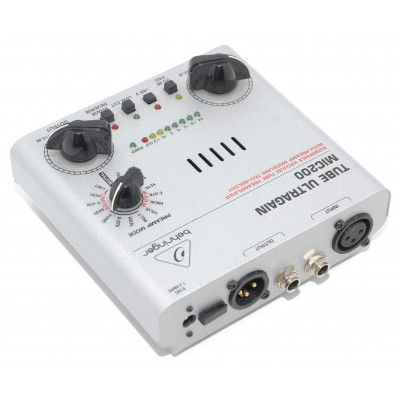 PREAMPLIFICADOR BEHRINGER TUBE ULTRAGAIN MIC200