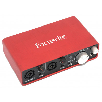 KIT FOCUSRITE SCARLETT 2I2 STUDIO 2ND GEN