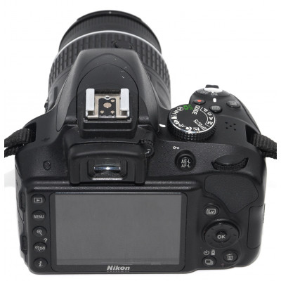 CÁMARA REFLEX DIGITAL NIKON D3300 + NIKON 18-55MM