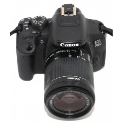 CÁMARA REFLEX CANON EOS 700D + CANON 18-55