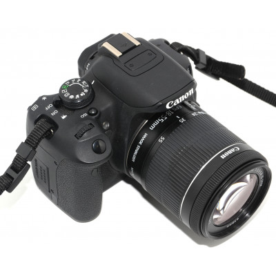 CÁMARA REFLEX CANON EOS 700D + CANON 18-55