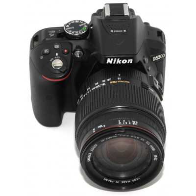 CÁMARA REFLEX NIKON D5300 + 18-200 SIGMA