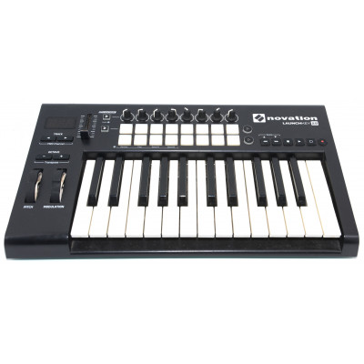 TECLADO MIDI NOVATION LAUNCHKEY 25 MKII